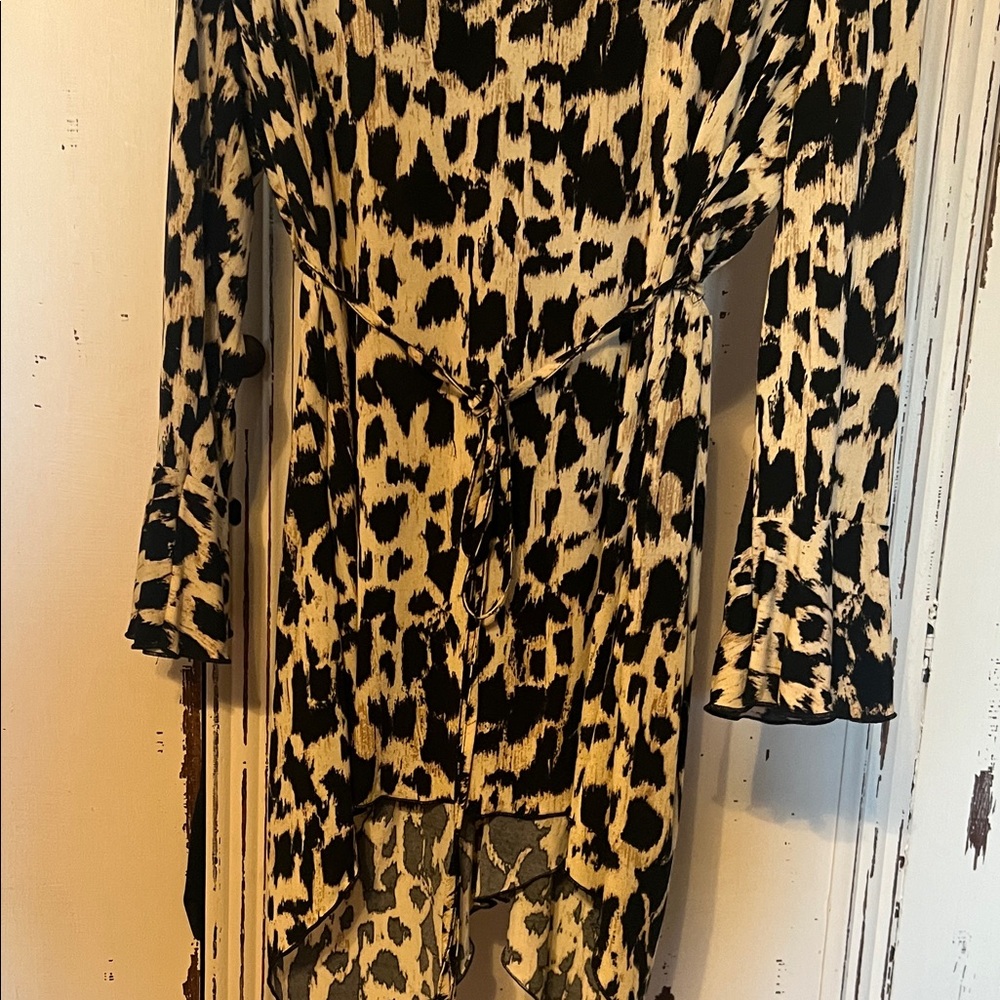 Cato Black and Cream Patterned Long Sleeve Tunic - Picture 7 of 10